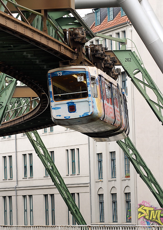 WTL-Schwebebahn_DDB3083.jpgWuppertal .jpg